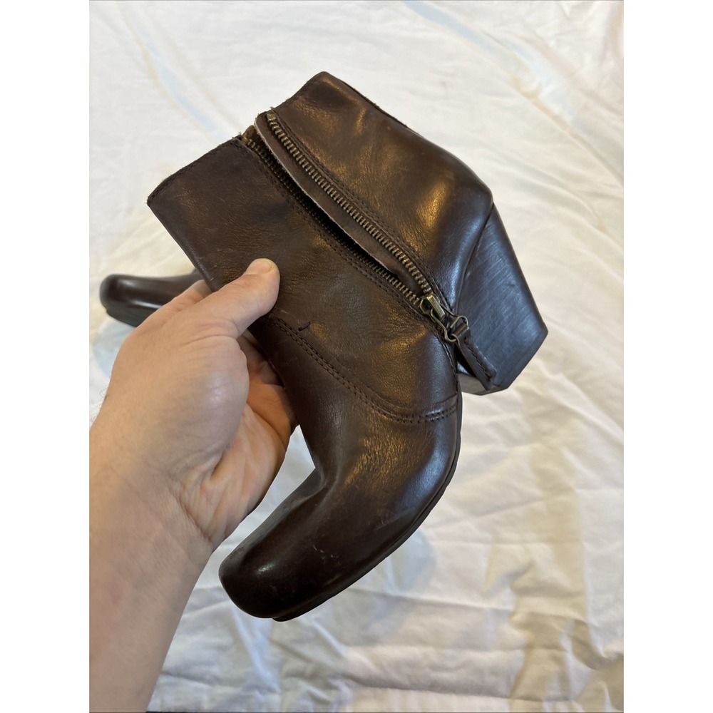 OTBT Red Way Brown Leather Zip‎ High Heel Ankle Booties Boots Size Womens 7.5 M - Picture 5 of 11